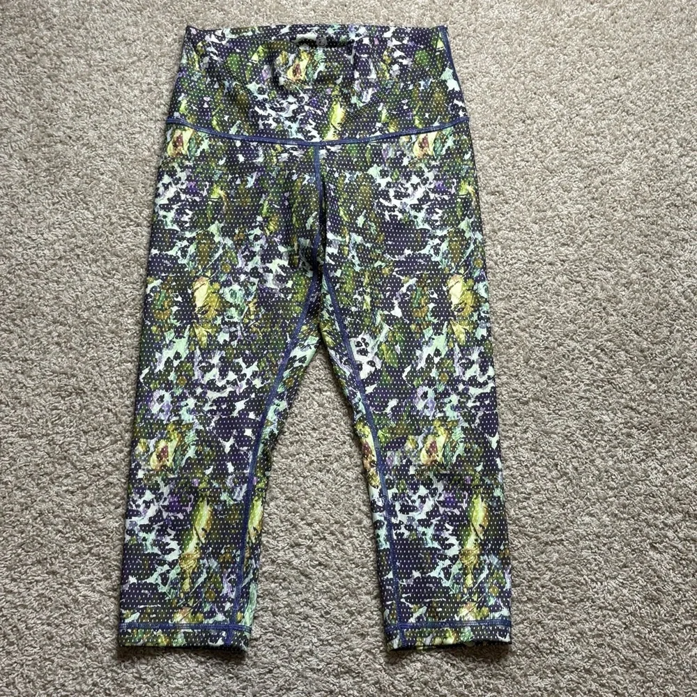 Lululemon Wunder Under Crop II *Full-On Luxtreme (Roll Down)